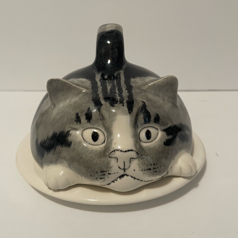 Mike Hinton Cat Butter Dish
